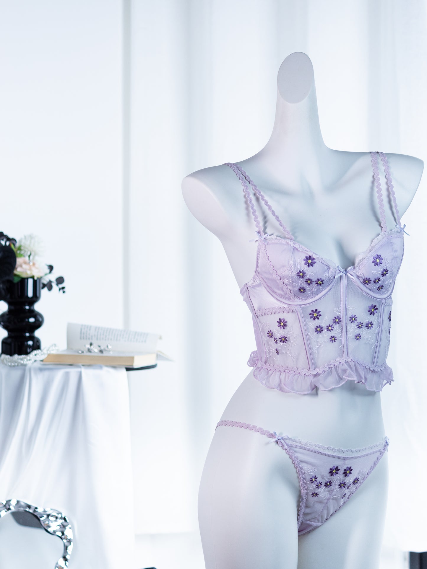 Purple Floral French-inspired Sexy Lace Embroidered Lingerie Set