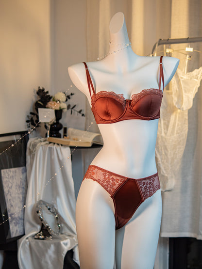 Red Elegant Lace Lingerie Set