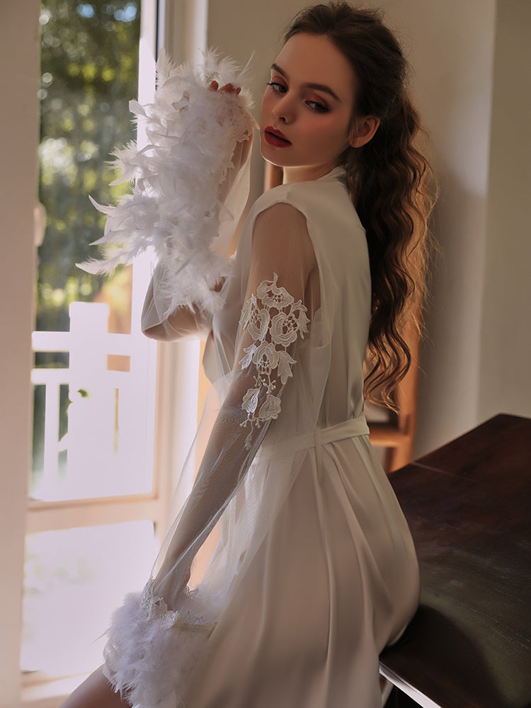 White Solid Elegant Feather Night-robe